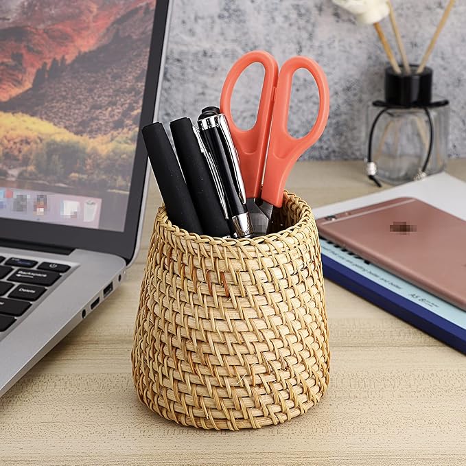 Straw - woven Texture Simple Pen Holder: A Great Natural - style Desk Organizer